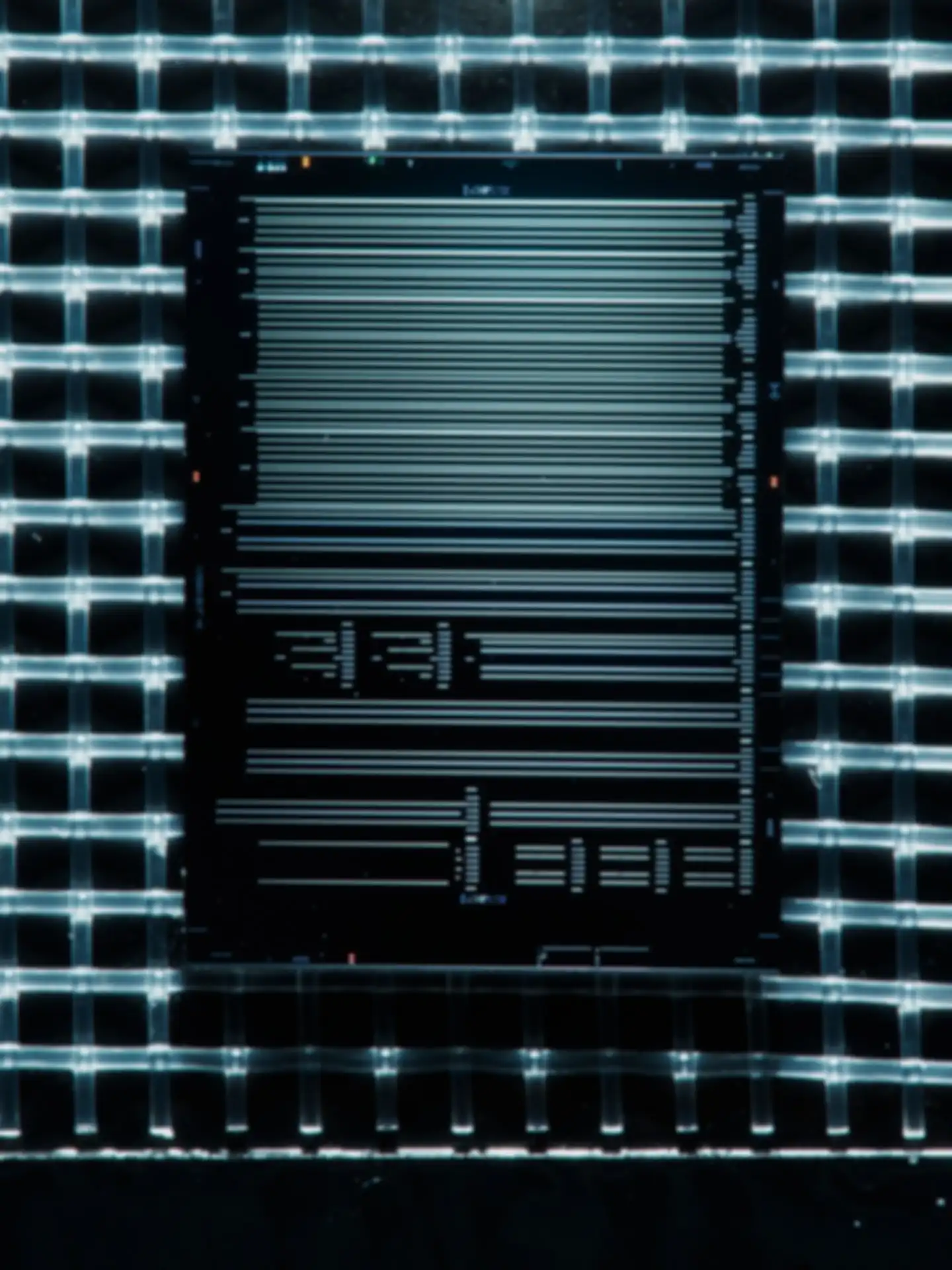 A sensor with many horizontal stripes on a grid-like substrate