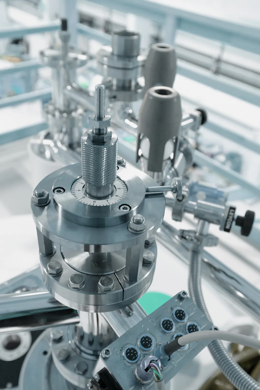 Laboratory equipment