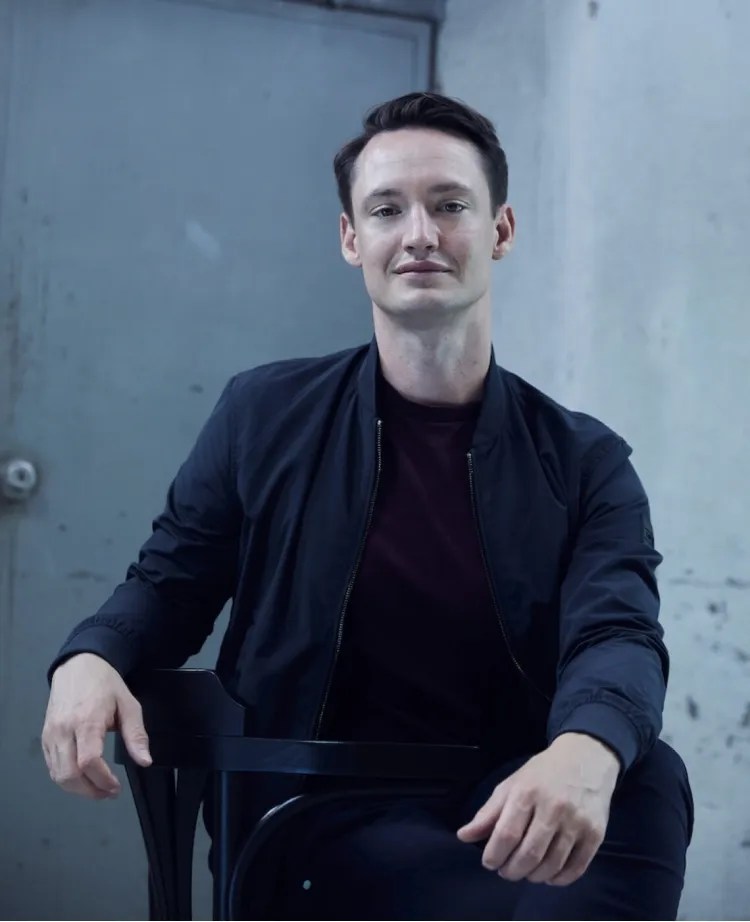 Jano Costard, Challenge Officer