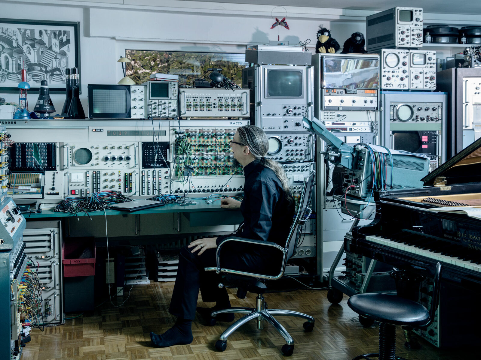 Bern Ulmann in front of his analog computers